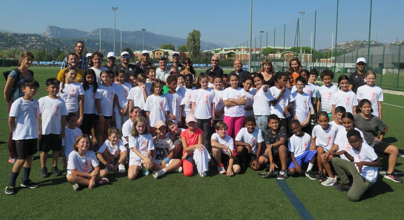 Entraînement délocalisé place Foch pour les enfants pendant la Coupe du  monde de rugby